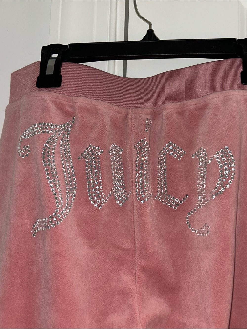 Juicy Couture Pink velvet Hoodie & Pants Set - Picture 5 of 8
